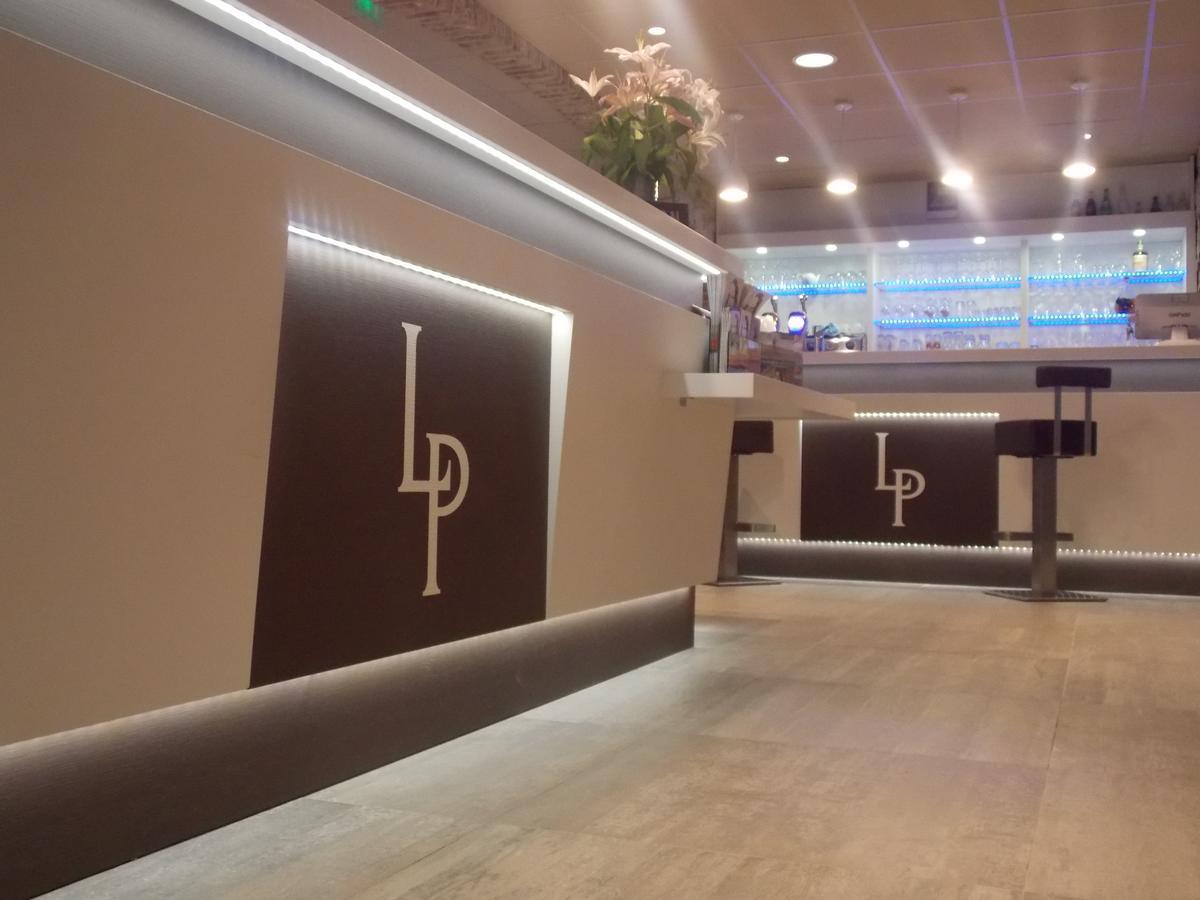 Hotel De La Paix 바폼 외부 사진